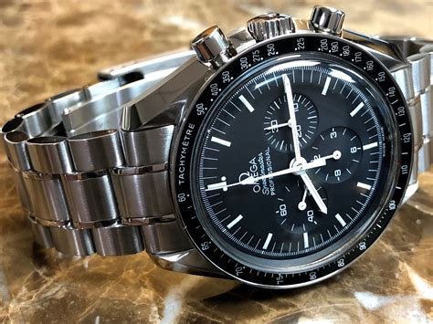 chitown watch omega speedmaster|Omega Speedmaster moon watch.